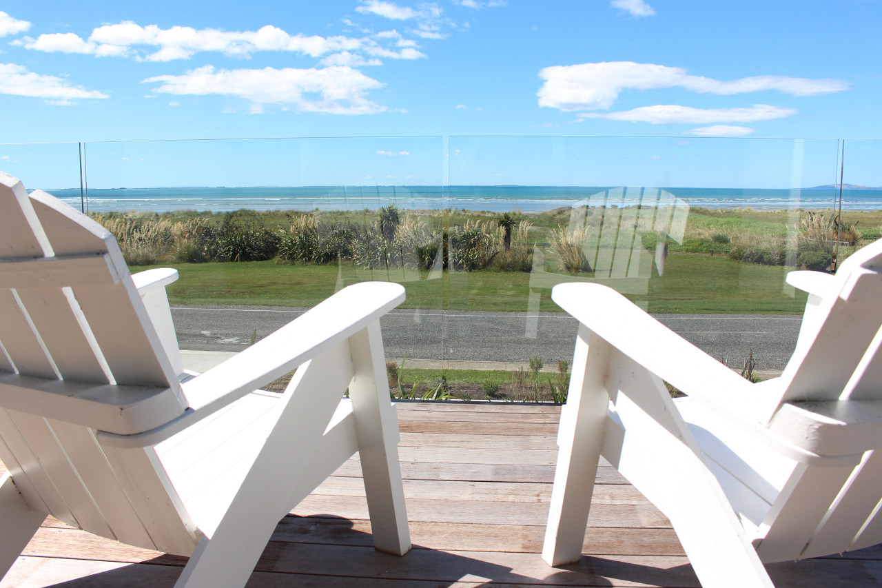 Edge Balustrade fully framed glass on Hillside Home Rotorua 2018 edit