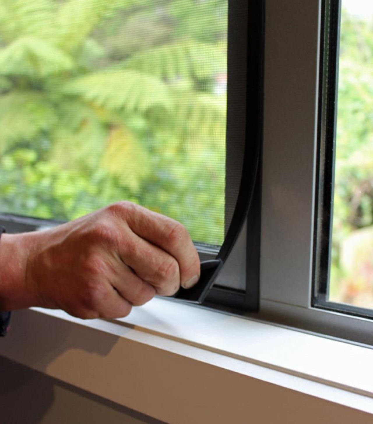Magnetic window screen discount