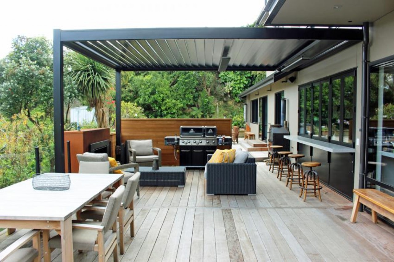 SetWidth850 Otago Louvre Roof Enhancing Outdoor Living Area